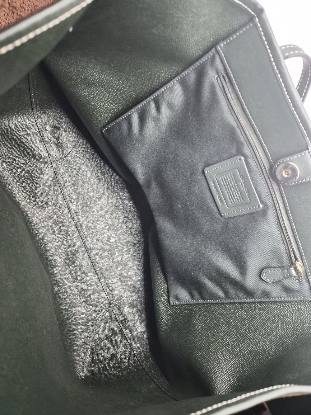 ✨ Authentic Coach Varsity Logo Signature Tote ✨ - Picture 6 of 12